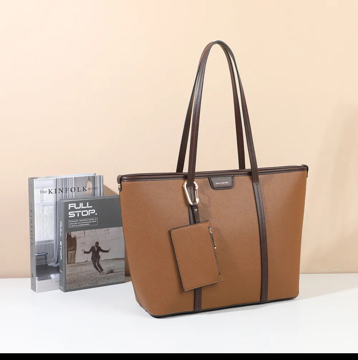 Sac Cabas Essential – Élégance & Praticité au Quotidien